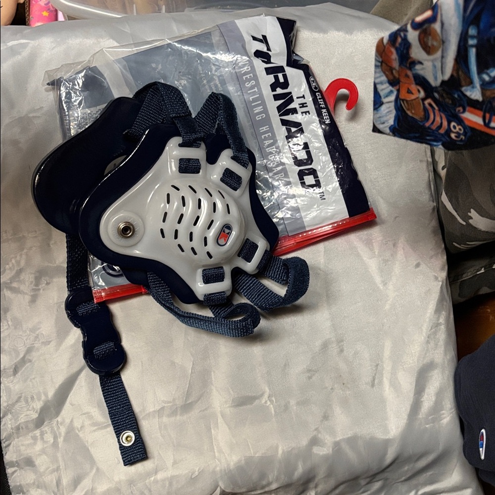 Cliff Keen Wrestling Headgear. The F5 Tornado Style. Navy/White. - Picture 3 of 8
